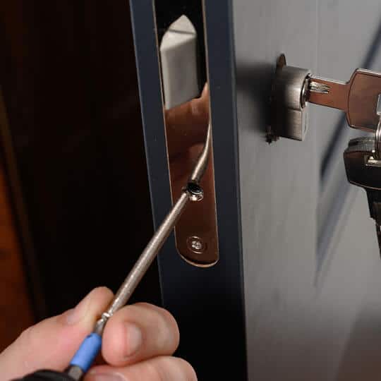 Commercial Locksmith Services Key Stuck In Door